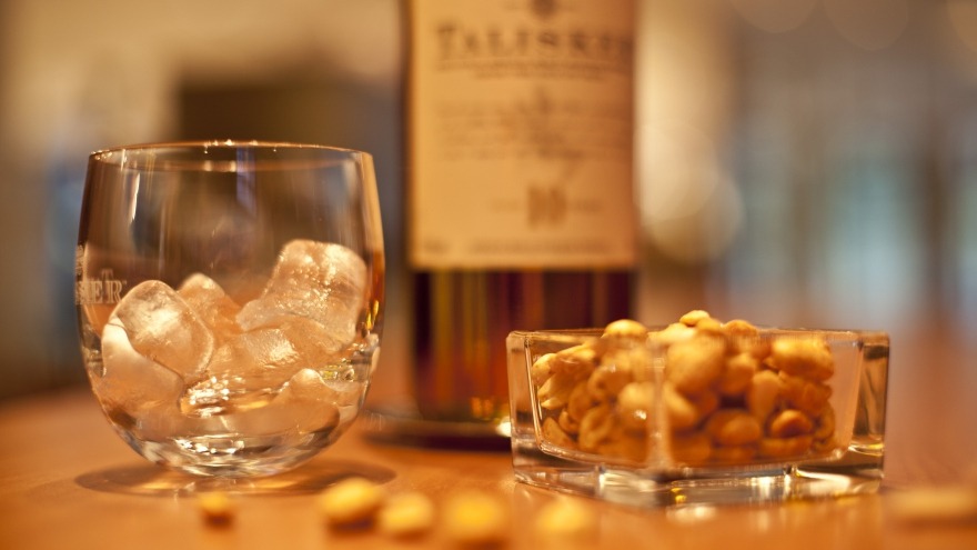 Bar Boulevard relexa hotel Berlin - Whiskey on the ROCKS